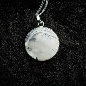 Handmade pendant with agate