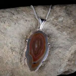 Handmade, single pendant with agate